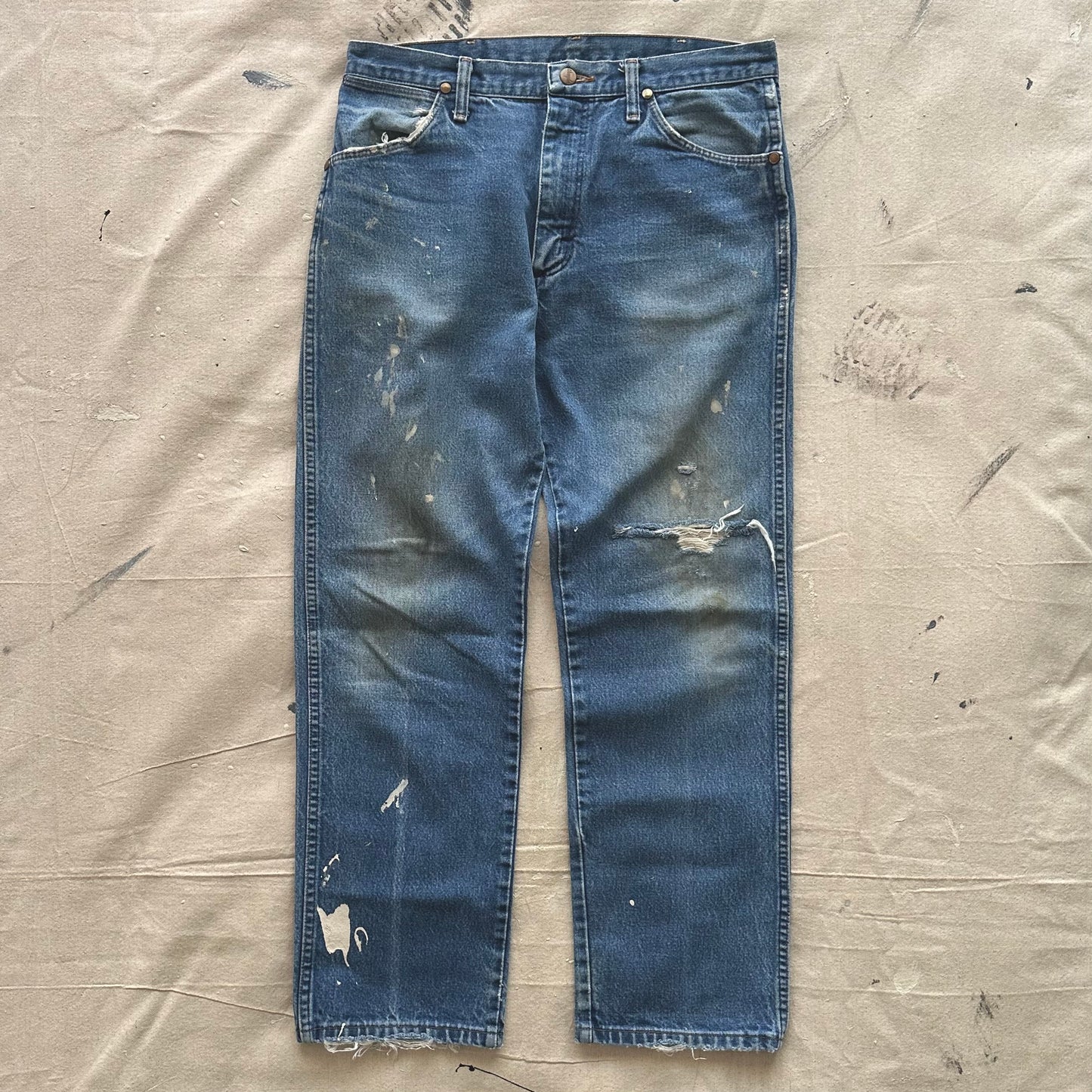 Thrashed made in USA Wrangler 13MWZ