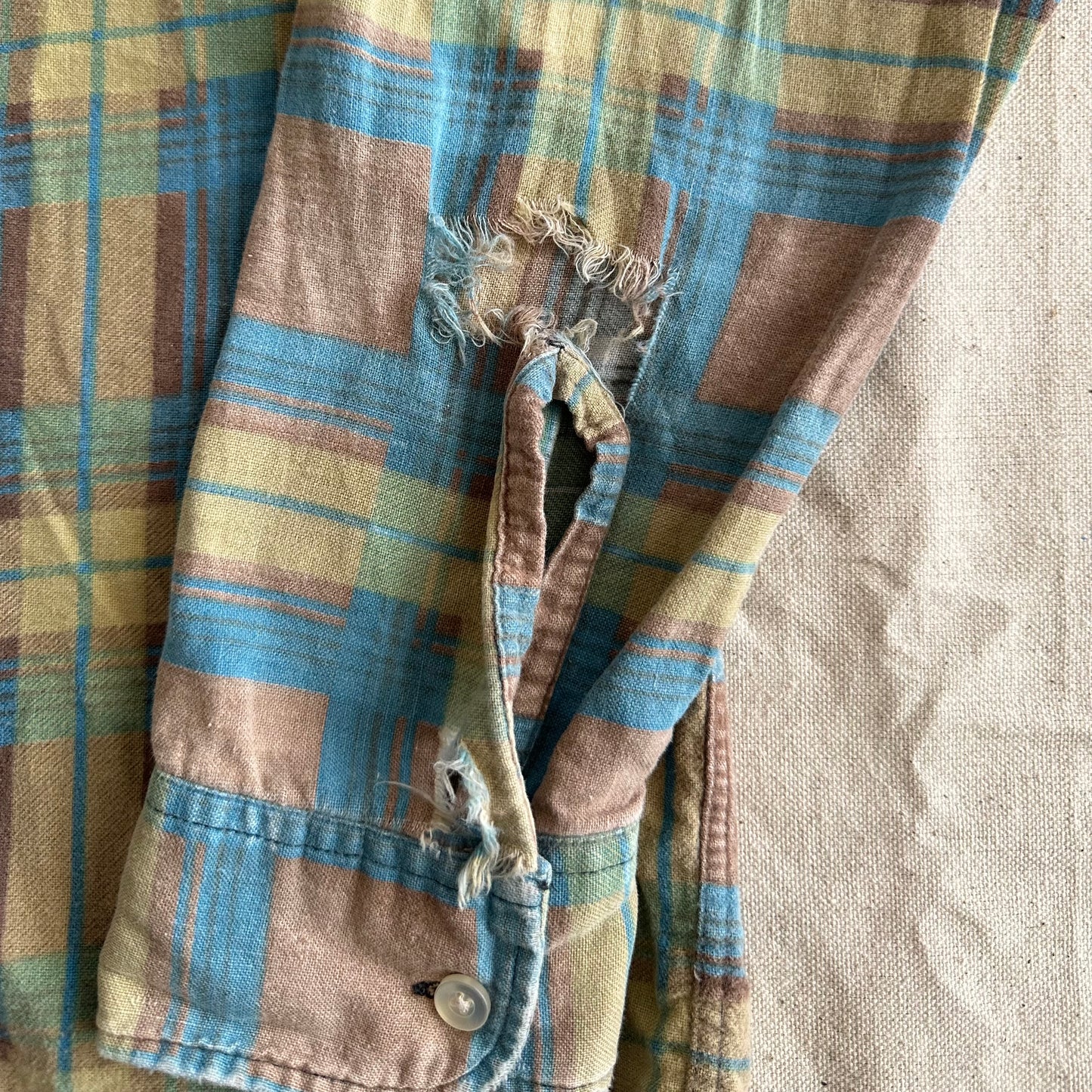 1970’s Penney’s Towncraft loop collar shirt