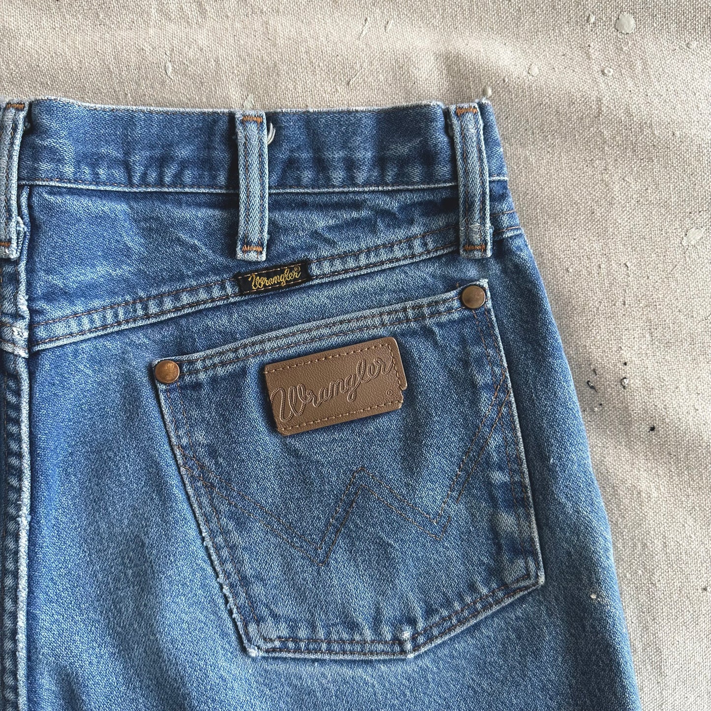 Thrashed made in USA Wrangler 13MWZ