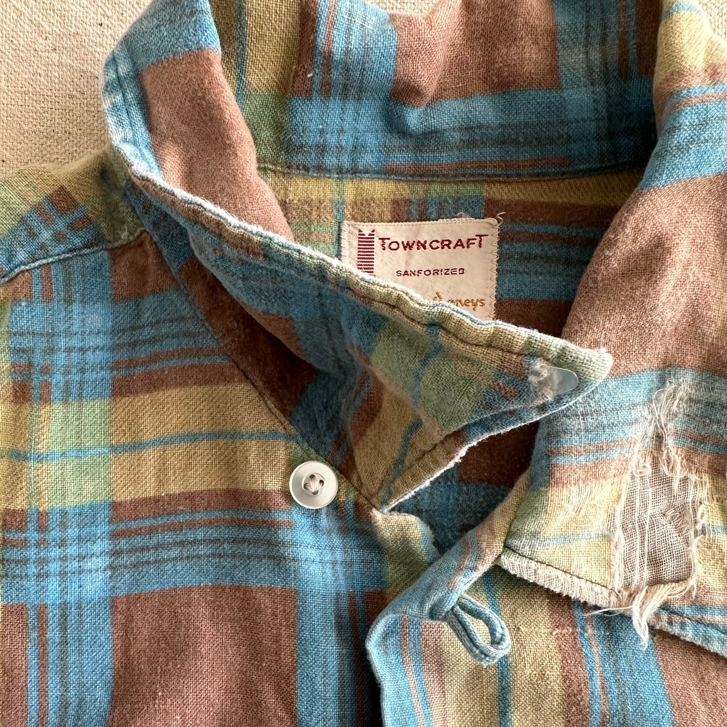 1970’s Penney’s Towncraft loop collar shirt